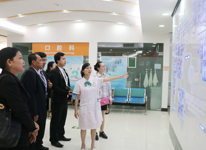 Cambodian media groups, doctor representatives, Modern Cancer Hospital Guangzhou